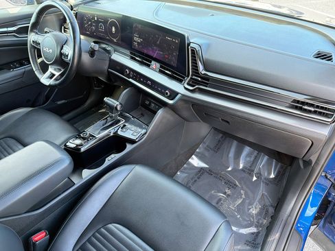 Used 2023 Kia Sportage SX image 13