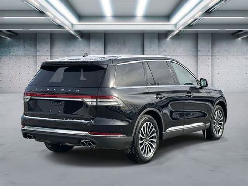 Certified 2023 Lincoln Aviator Reserve w/ Elements Package Plus image 5