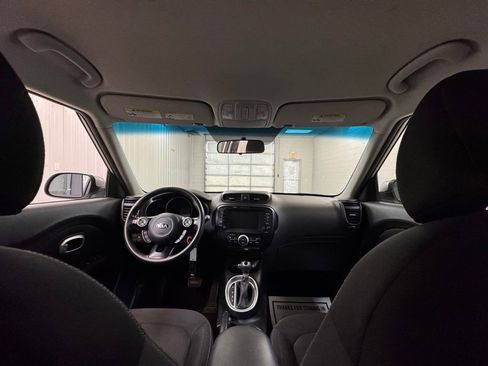 Used 2019 Kia Soul w/ Option Group 020 FWD image 15