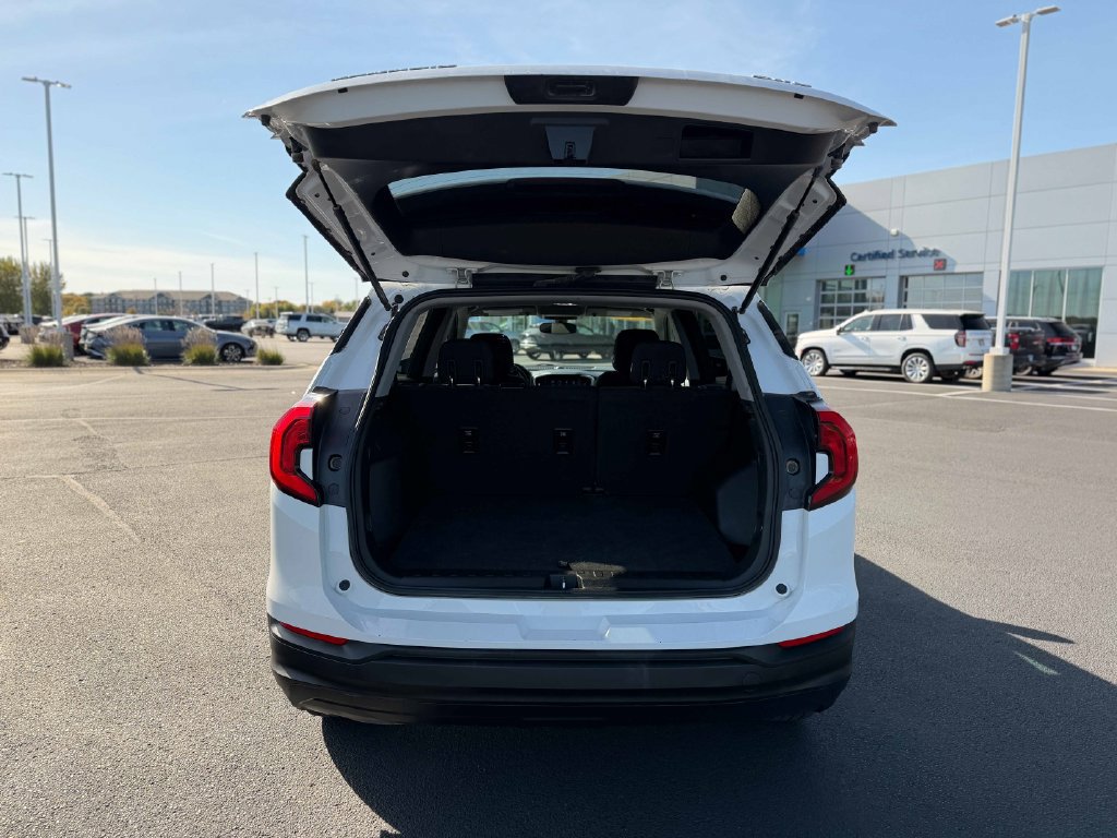 Used 2019 GMC Terrain SLE w/ Driver Convenience Package AWD/4WD image 15