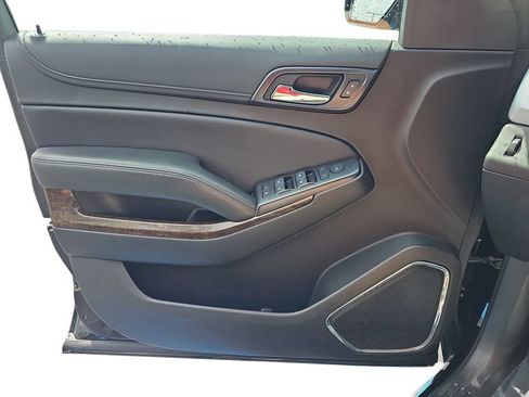 Used 2019 Chevrolet Tahoe LS RWD image 25