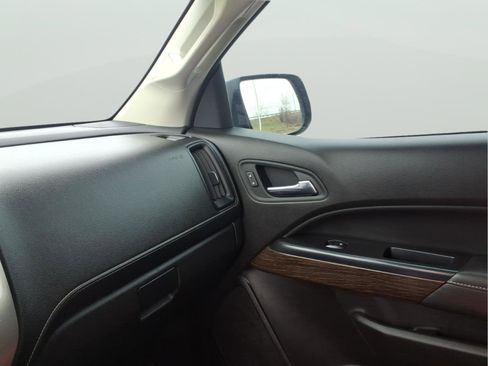 Used 2018 GMC Canyon Denali image 21