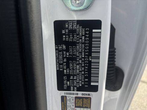 Used 2025 Kia Sportage LX image 29