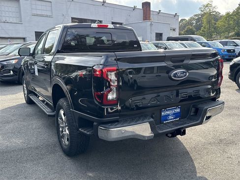 New 2025 Ford Ranger Lariat w/ Chrome Accent Package image 6