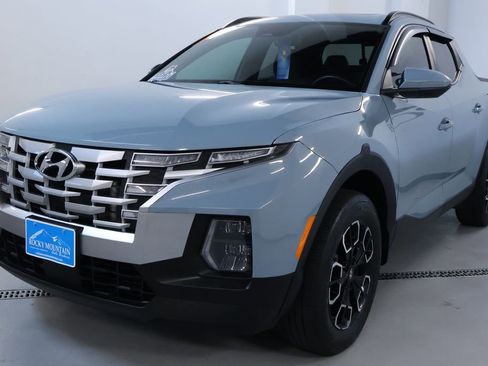Used 2023 Hyundai Santa Cruz SEL Premium AWD/4WD image 3