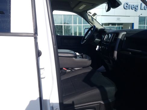 Used 2019 RAM 1500 Tradesman w/ Chrome Plus Package image 17