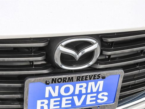 Used 2017 MAZDA MAZDA3 Touring image 6