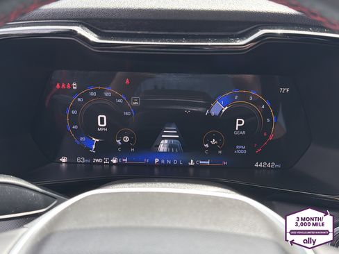 Used 2024 Chevrolet Colorado Z71 AWD/4WD image 20