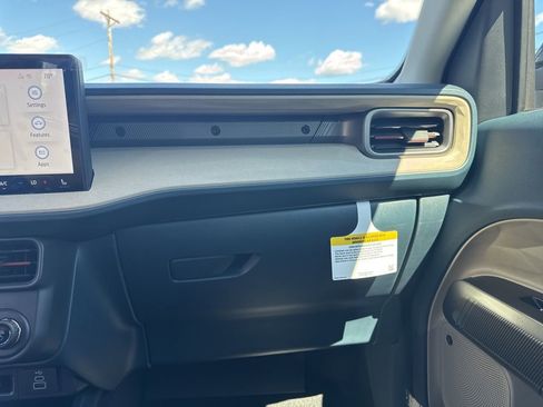 New 2025 Ford Maverick Lariat image 19