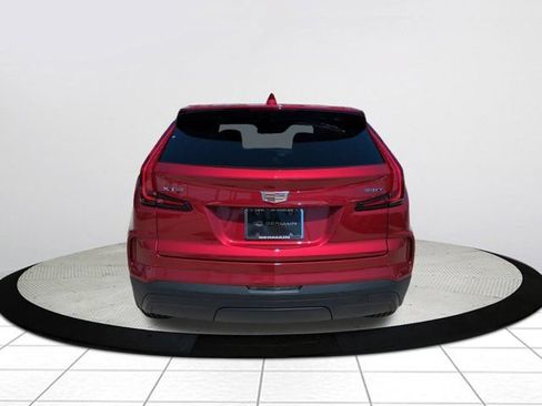 Used 2024 Cadillac XT4 Luxury FWD image 4
