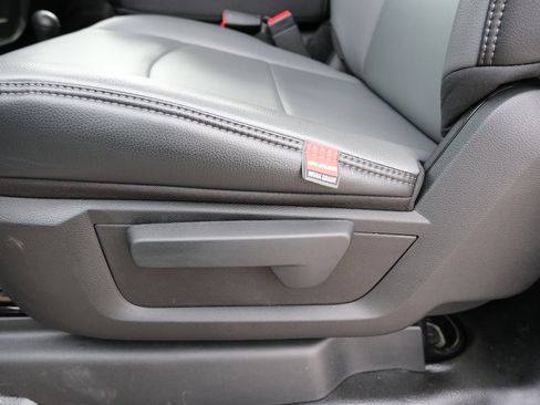 New 2023 RAM 5500 Tradesman image 24