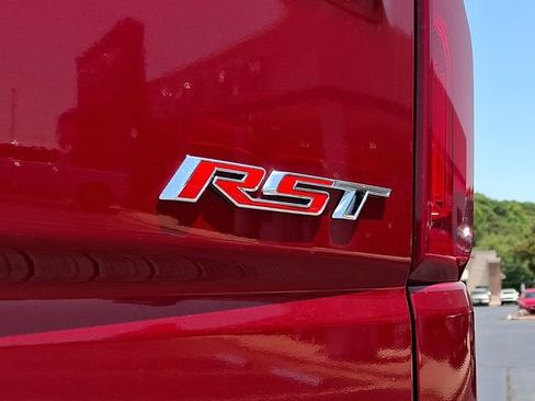 Used 2022 Chevrolet Silverado 1500 RST AWD/4WD image 30