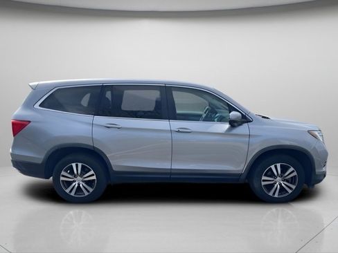 Used 2018 Honda Pilot EX image 6