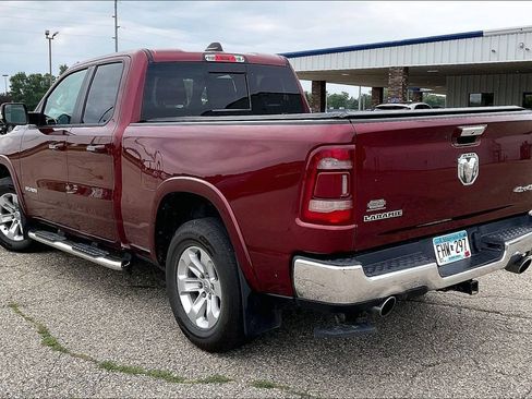 Used 2020 RAM 1500 Laramie AWD/4WD image 3