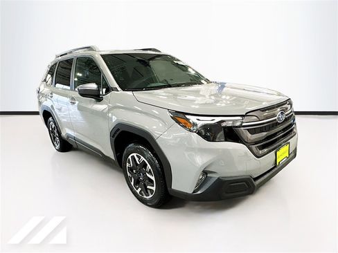 New 2026 Subaru Forester Premium image 3