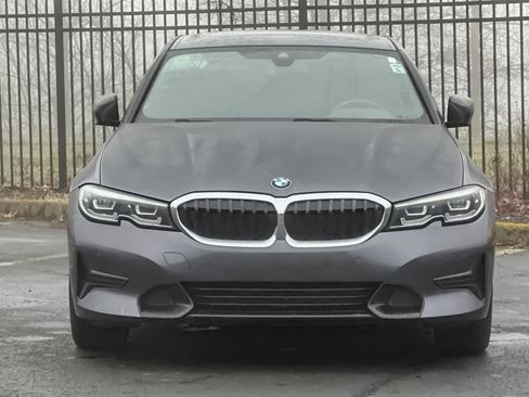 Used 2019 BMW 330i Sedan w/ Convenience Package image 9