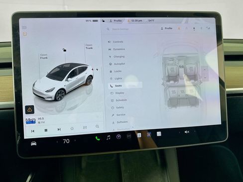 Used 2025 Tesla Model Y Long Range AWD/4WD image 27
