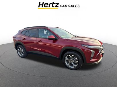 Used 2025 Chevrolet Trax LT