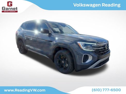New 2026 Volkswagen Atlas Peak Edition image 7