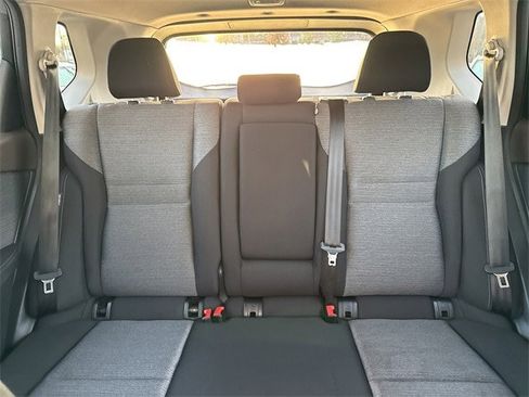 Used 2023 Nissan Rogue SV image 30