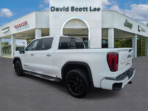 Used 2024 GMC Sierra 1500 Denali w/ Technology Package AWD/4WD image 12