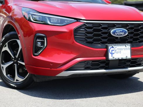 Certified 2023 Ford Escape ST-Line Elite w/ Premium Technology Package AWD/4WD image 34