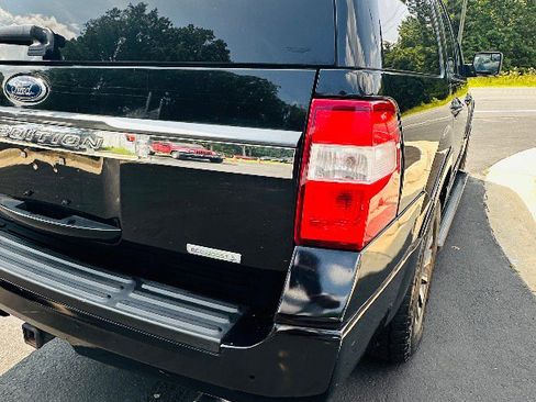 Used 2016 Ford Expedition XLT w/ Equipment Group 201A image 38