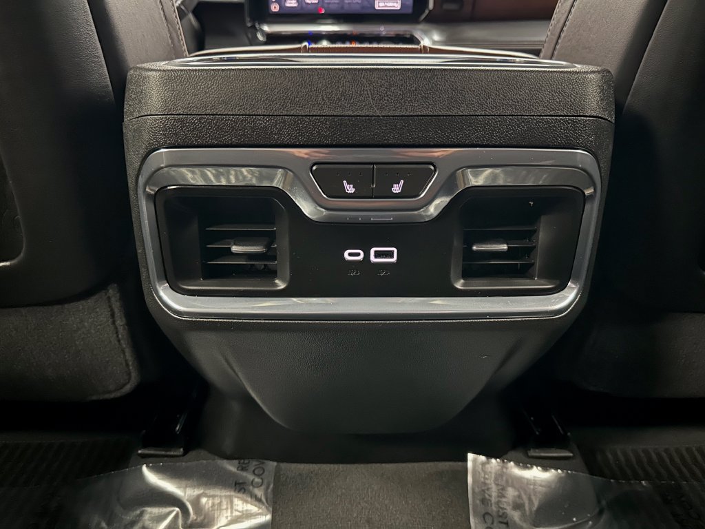 Used 2023 GMC Sierra 1500 Denali Ultimate AWD/4WD image 23