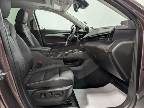 Used 2024 Buick Envision Avenir image 19