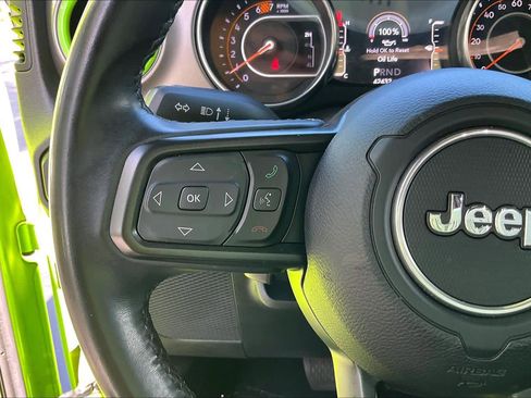 Used 2021 Jeep Wrangler Willys image 19