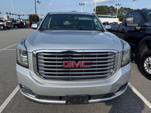 Used 2017 GMC Yukon SLT w/ Open Road Package AWD/4WD image 7