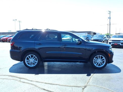 Used 2024 Dodge Durango GT AWD/4WD image 2