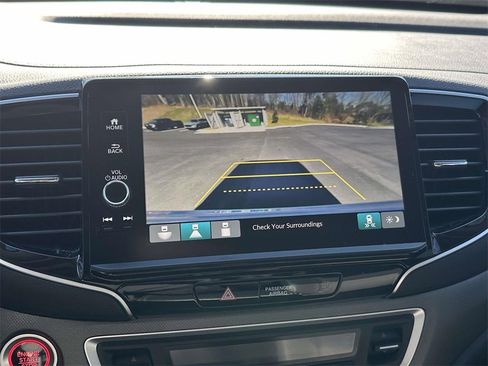 Certified 2024 Honda Ridgeline Sport image 20