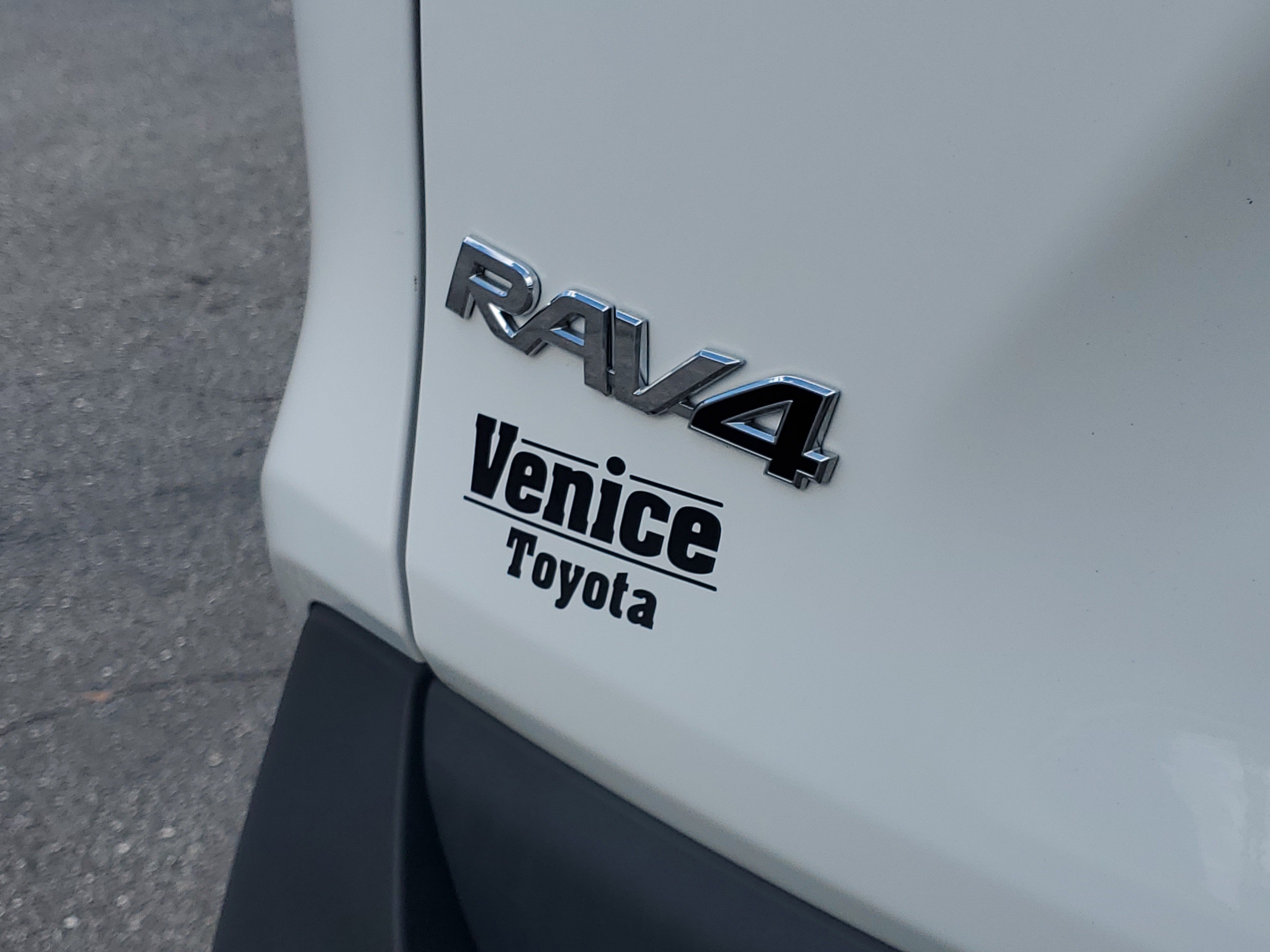 Certified 2024 Toyota RAV4 XLE w/ Convenience Package AWD/4WD image 12