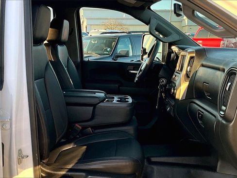 Used 2021 Chevrolet Silverado 2500 W/T w/ WT Convenience Package image 7