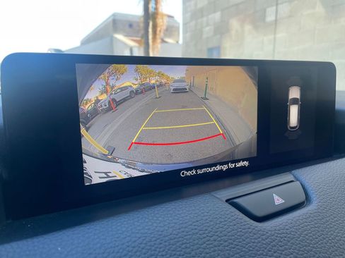 Used 2025 MAZDA CX-90 3.3 Turbo w/ Preferred Package image 17