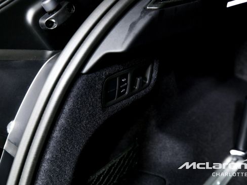 Used 2024 Lamborghini Urus S image 21