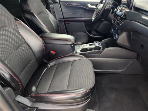 Used 2025 Ford Escape ST-Line image 20