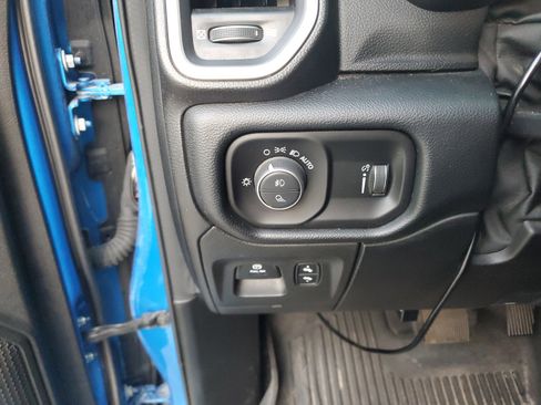 Used 2020 RAM 1500 Big Horn image 29