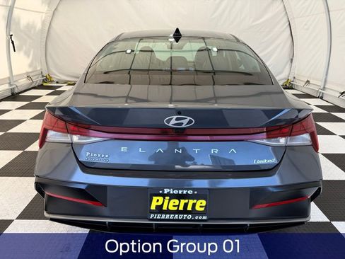Used 2025 Hyundai Elantra Limited FWD image 3