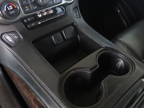 Used 2016 Chevrolet Tahoe LT w/ Luxury Package image 18