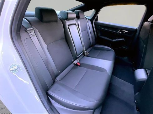 Certified 2025 Honda Civic Sport image 17