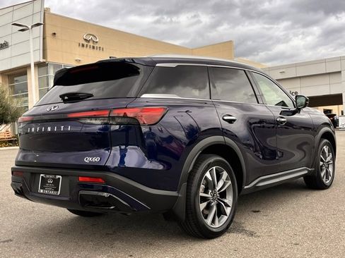 Certified 2024 INFINITI QX60 Luxe w/ Performance Audio Package image 4