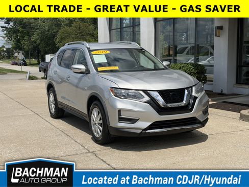 Used 2019 Nissan Rogue SV AWD/4WD image 1