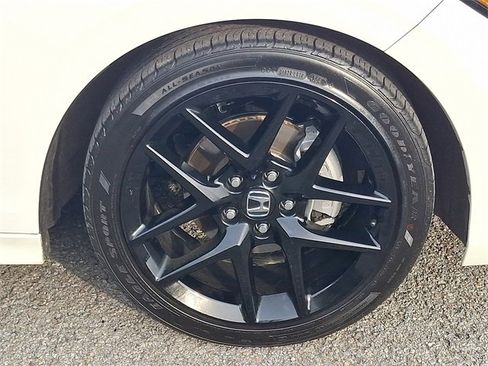 Used 2025 Honda Civic Sport image 8