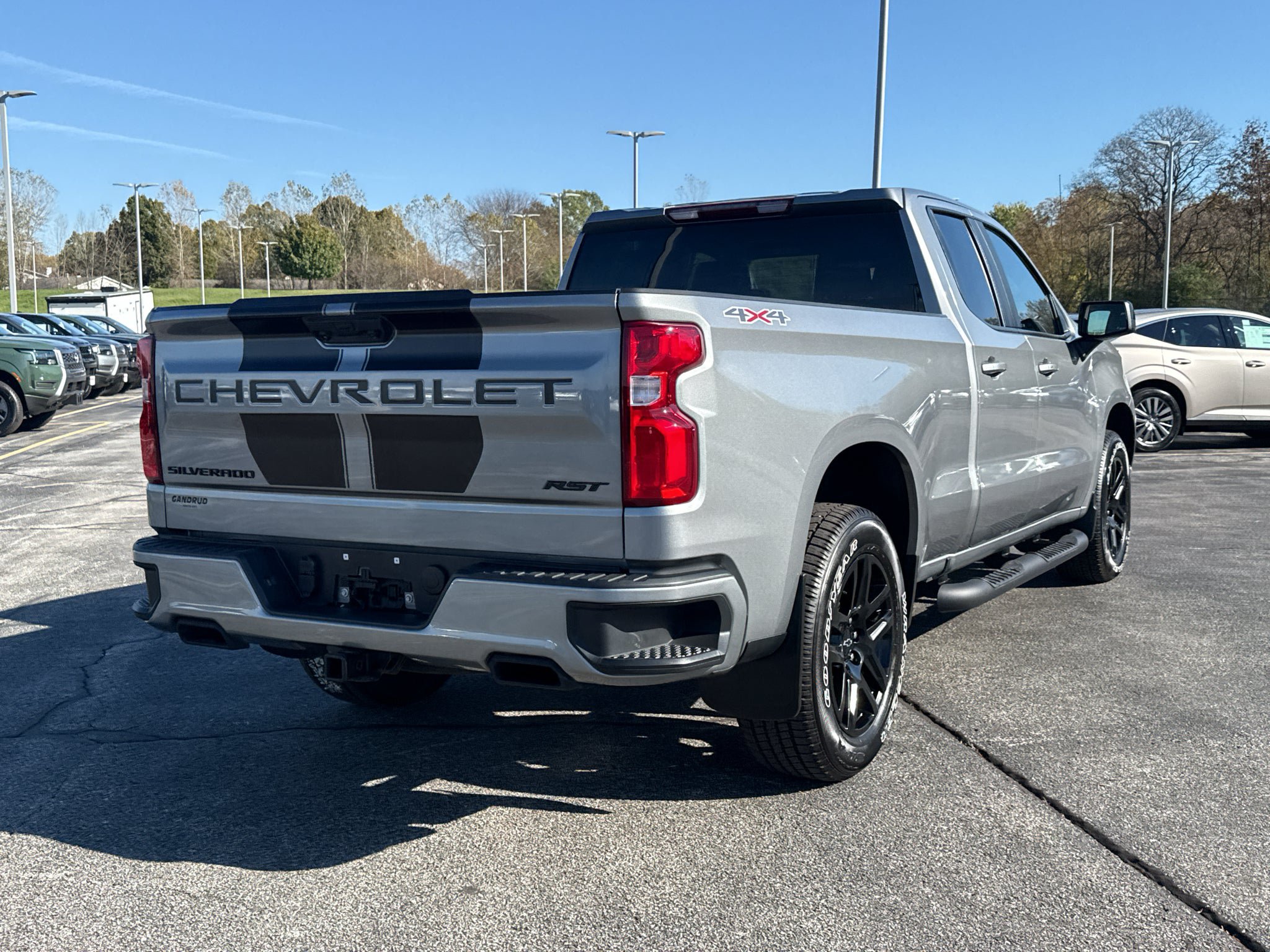 Certified 2023 Chevrolet Silverado 1500 RST w/ Rally Edition AWD/4WD image 17