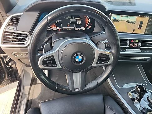 Used 2022 BMW X5 sDrive40i w/ M Sport Package RWD image 4