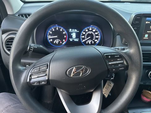 Used 2021 Hyundai Kona SE AWD/4WD image 13