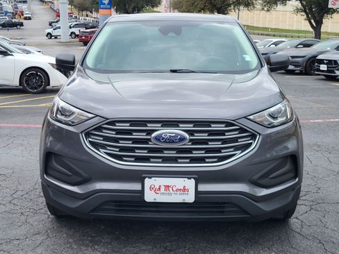 Certified 2022 Ford Edge SE image 9