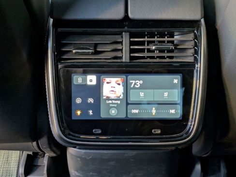 Used 2022 Rivian R1T Launch Edition image 21